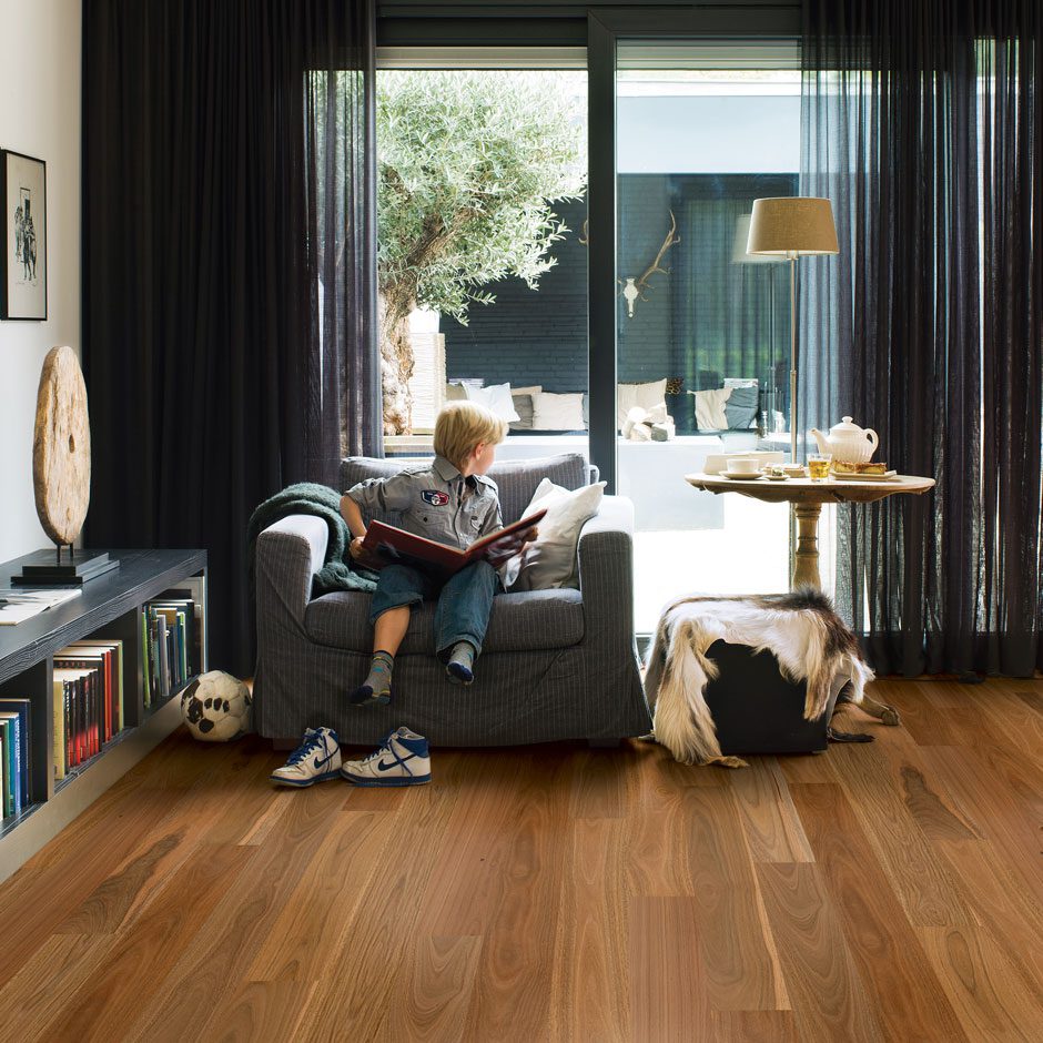 Floating Floor, Quick-Step Readyflor Spotted Gum Australian Native Engineered Floors